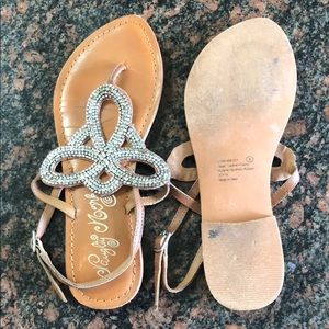 Silver Naughty Monkey sz 8 sling back sandal